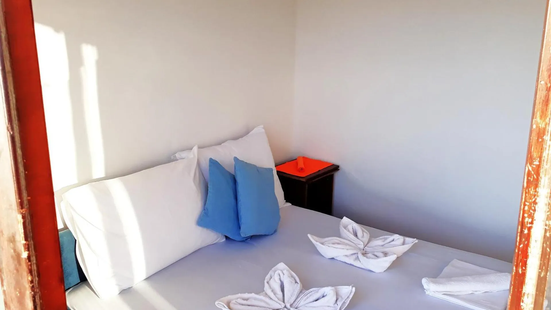 Apartment Large Cozy At Beach Krmpote-Vodice